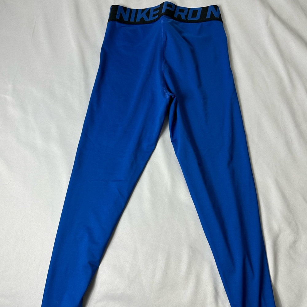 Nike Women’s  Blue Capri Leggings